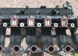 Sací trúbkový modul BMW E90, E91, E83 2.0D