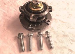 Ložisko kolesa predné s nábojom BMW E39 + Touring