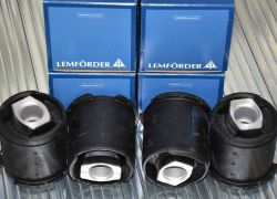 4x silentblok zavesenia kolies zadná náprava BMW E39 Limuzína