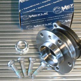 Ložisko kolesa predné komplet s nábojom BMW X5 E70 X6 E71