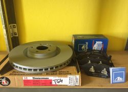 Brzdové kotúče + platničky predné Audi A8 4H_