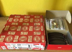 Brzdové kotúče predné + platničky predné Renault Megane, Laguna, Scenic