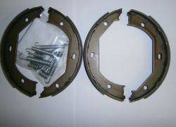 Brzdové čeľustia zadné so sadou pružiniek BMW E34 + E32