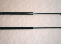 2x plynové vzpery kufra VW Golf IV od r.v. 08.1997