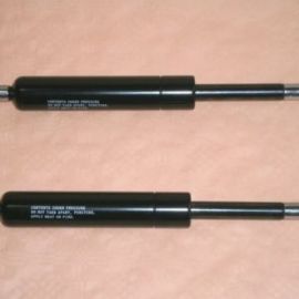 2x plynové vzpery kufra Volvo V70 I od r.v. 11.1996