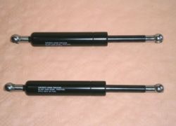 2x plynové vzpery kufra Volvo 850 Kombi LW od r.v. 08.1992