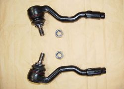 2x hlava / čep přední náprava BMW E83 X3 od r.v. 01.2004