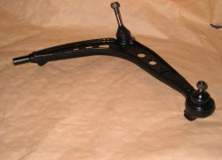 Rameno přední pravé BMW E36
