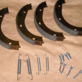 Brzdové čelisti zadní náprava se sadou pružin BMW E88 E87 E82, E81