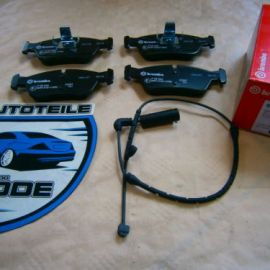 Brzdové destičky přední se snímačem Brembo BMW E46