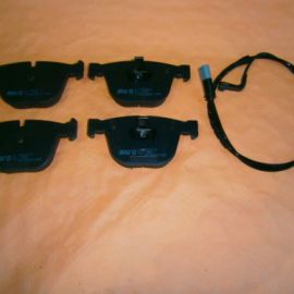 Brzdové destičky zadní se snímačem BMW E70-X5, E71-X6, F15