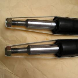 2x tlumiče přední BMW E34 standardní podvozek