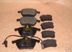 2 x Brzdové destičky VW Passat přední + zadní stáří. 98-2005