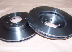 2x brzdové kotouče přední náprava 15 kola VW T4 od: 90-03