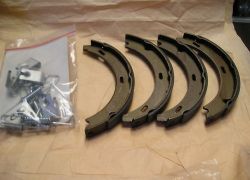 Brzdové čelisti + sada pružin zadní náprava Mercedes C-klasse W203, S203