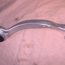 Rameno levé horní přední náprava Mercedes W212 / S212