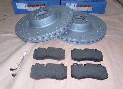 Brzdná sada 'sportovní' Mercedes W211 + S212 E500 od 2006 přední náprava