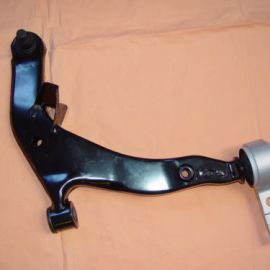 Rameno levé přední Nissan Murano Z50 3,5l 4x4 od rv 03.05