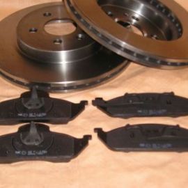 Brzdové kotouče přední + destičky přední Mercedes ML od rv 1998