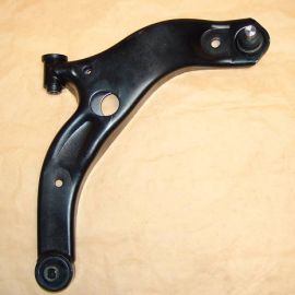 Rameno přední levé Mazda Premacy CP od roku výroby: 99