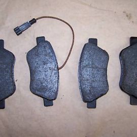 Brzdové destičky přední náprava Fiat Stilo od rv : 01