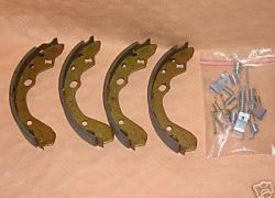 Brzdové čelisti + sada pružin Mazda 323 BG / BA od 89-91
