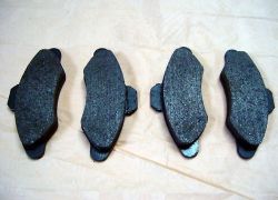 Brzdové destičky přední náprava Ford Escort od rv: 07.90