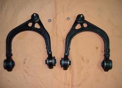 2x rameno přední komplet Dodge Magnum 2005-2010