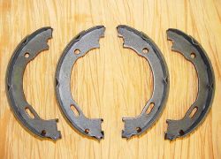 Brzdové čelisti zadní náprava od r.v. 2004- Chrysler 300C