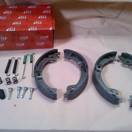 Brzdové čelisti + sada pružin "na kotoučovou brzdu" Chrysler Voyager