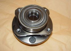 Ložisko kola přední s nábojem 16 kola Voyager RG od rv 01