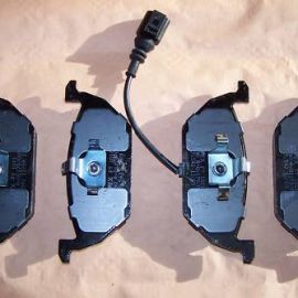 Brzdové destičky se snímačem, Audi A2 + A3 od do: 96 přední náprava