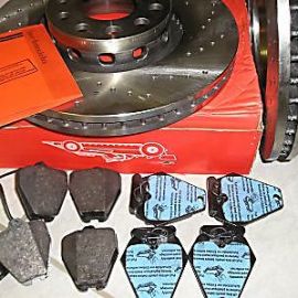 Brzdové kotouče přední děrované + destičky přední Audi A8 do 98'