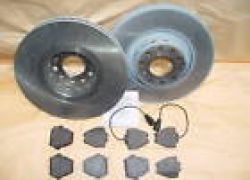 Brzdové kotouče přední Brembo + brzdové destičky Audi A8