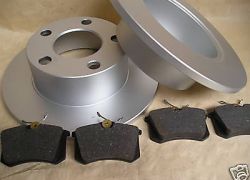 2x brzdové kotouče + destičky zadní Audi A6 4B + C5