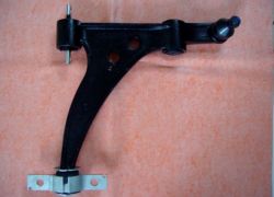 Rameno levé spodní přední Alfa Romeo 166