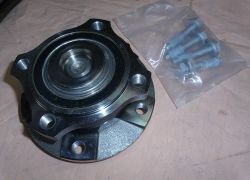 Ložisko kola přední s nábojem BMW E60