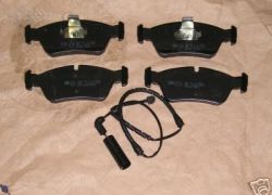 Brzdové destičky přední se snímačem BMW E46