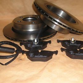 Brzdové kotouče + destičky zadní BMW E46