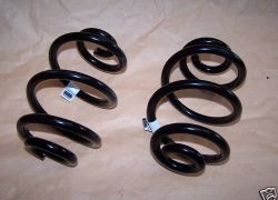 2x pružiny zadní BMW E46 limuzína, coupe