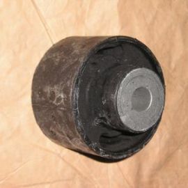 2x uložení zadní vnější BMW E39 + touring