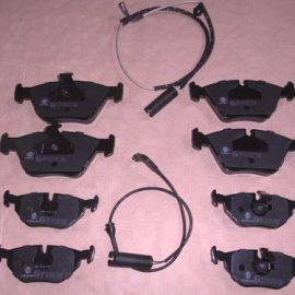 Brzdové destičky přední + zadní se snímačem BMW E39