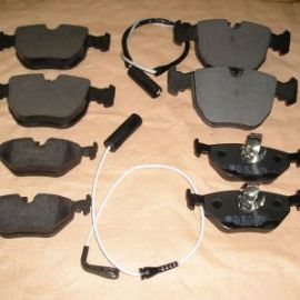 Brzdové destičky přední + zadní se snímačem BMW E39 530d, 535i, 540i, M5