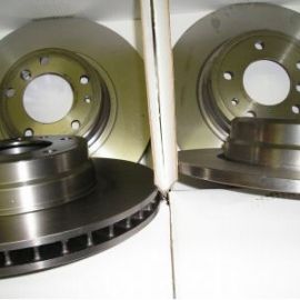 Brzdove kotuce, BMW E38 7er komplet