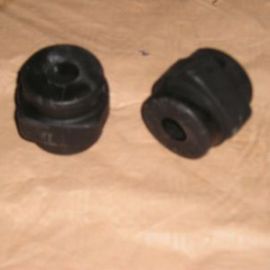 2x uložení stabilizátoru přední náprava BMW E38