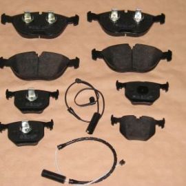 2x brzdové destičky BMW E38 7er jen 750i + 740d