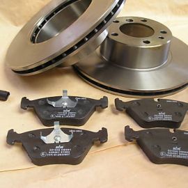 Brzdná sada přední BMW E34 IX modely