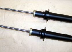 2x tlumiče zadní BMW E34 od r.v. 1988-1997