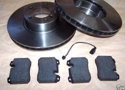 Brzdná sada přední náprava BMW E32 včetně snímače od roku výroby: 90