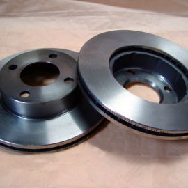 2x brzdové kotouče přední větrané Audi 80 Automat